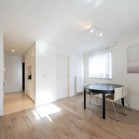 In Heist Near The Apartamento *