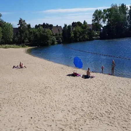 דירה In Heist Near The